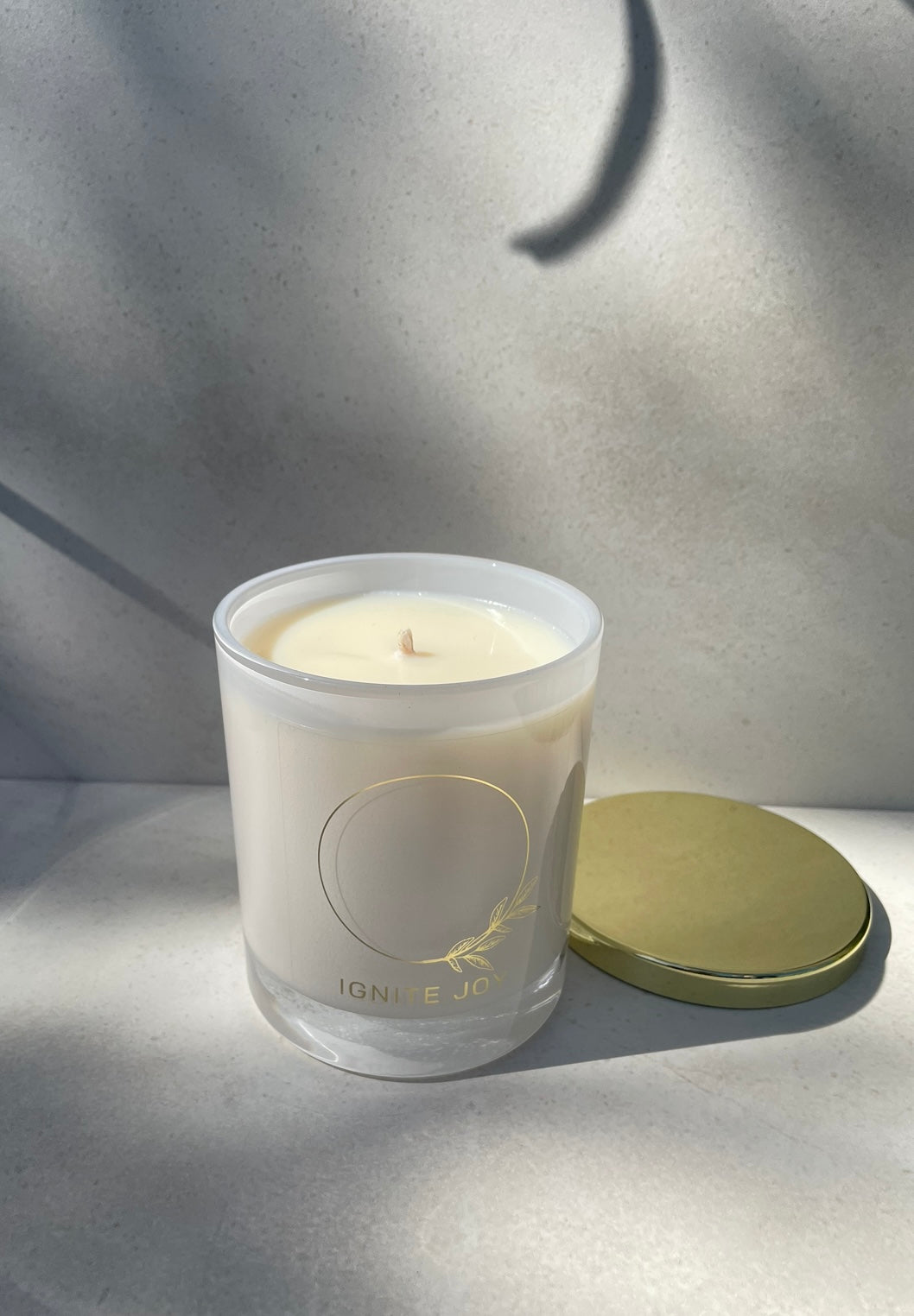 Candle (medium)